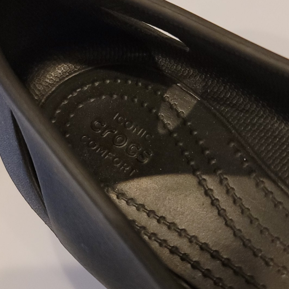 Crocs Flats for Women (Black) - Picture 6 of 7